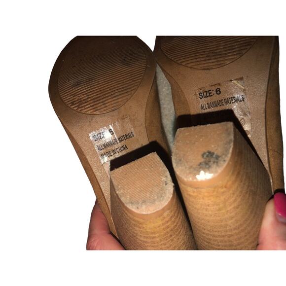 Qupid Womens Brown Suede Ankle Boots Size 6 M- back zipper - heels - Picture 9 of 9